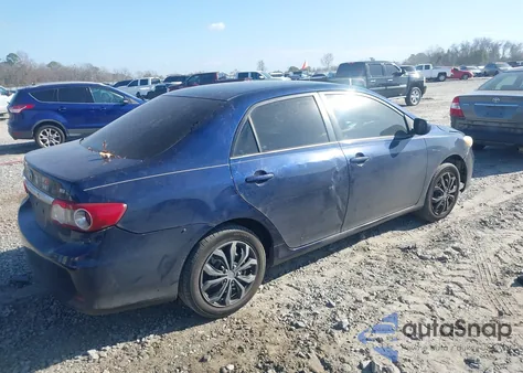 2013 Toyota Corolla Le z USA, uszkodzony, nr VIN 5YFBU4EEXDP208472
